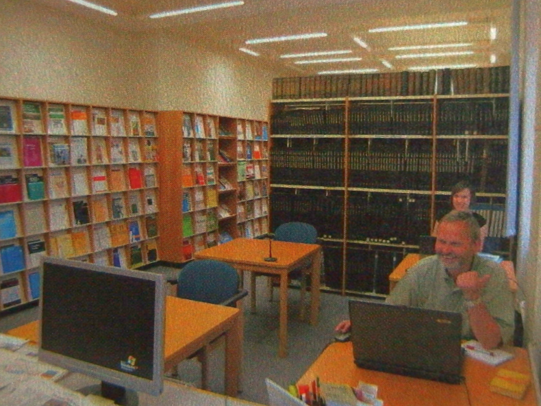 knihovna v Srbském institutu
